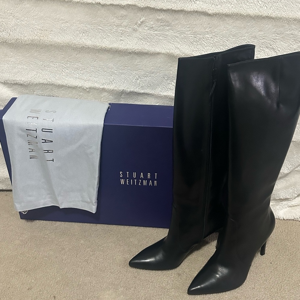 Stuart Weitzman Calfskin Leather Hyper Knee high boots